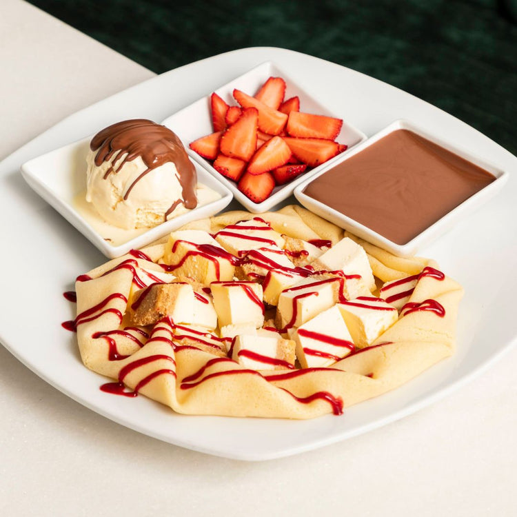 Cheesecake & Strawberry Crepe